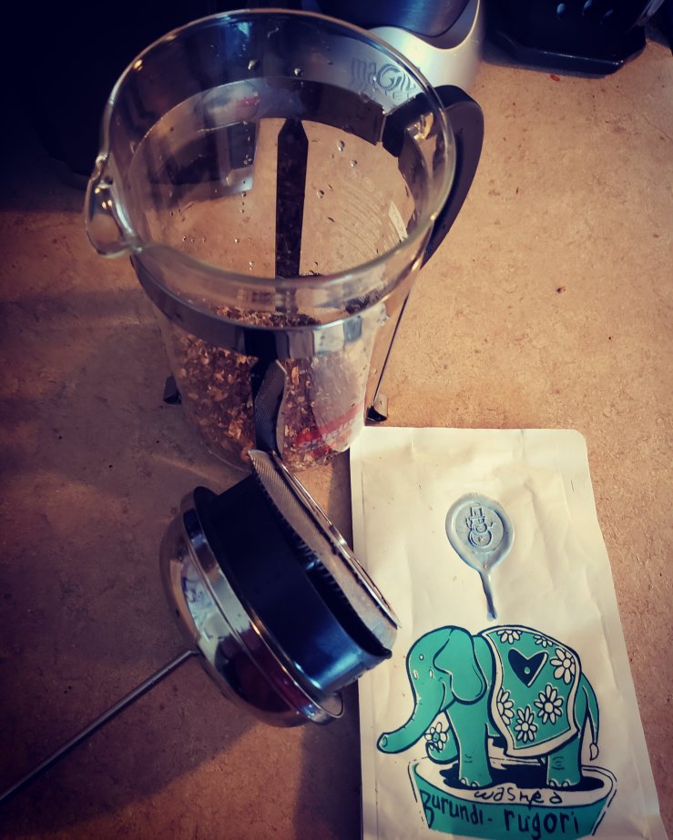 Burundi Rugori with Coffee Press